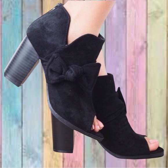 Black Faux Suede Side Bow Heeled Open Toe Bootie Boots - Picture 1 of 7